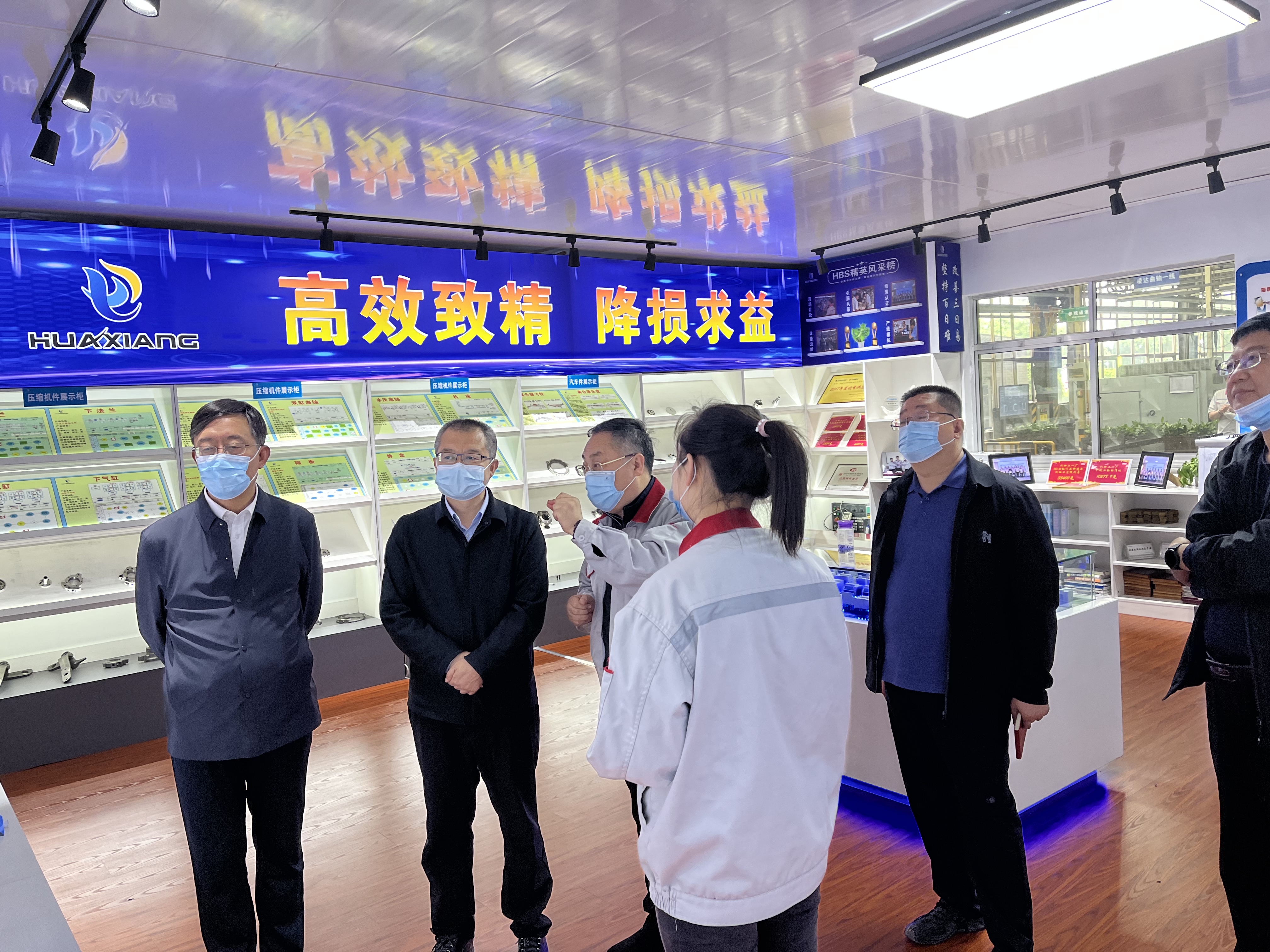 縣委常委、紀(jì)委書記、監(jiān)委主任張朝暉一行來我司就包聯(lián)項(xiàng)目進(jìn)行調(diào)研